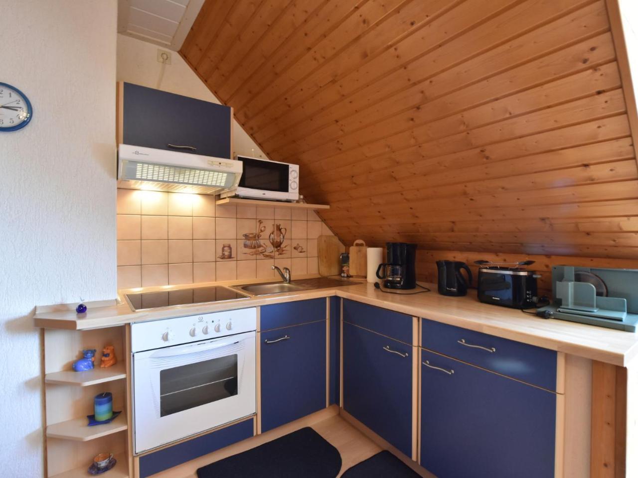 Spacious Holiday Home In Krusenhagen With Garden Екстериор снимка